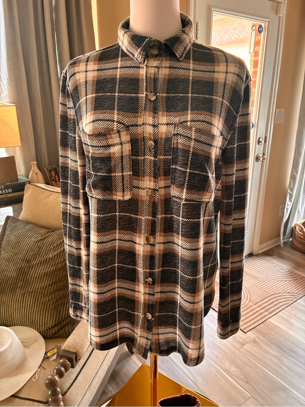 C&C California Black and Cream Plaid Button-Down Shirt pajama top soft M